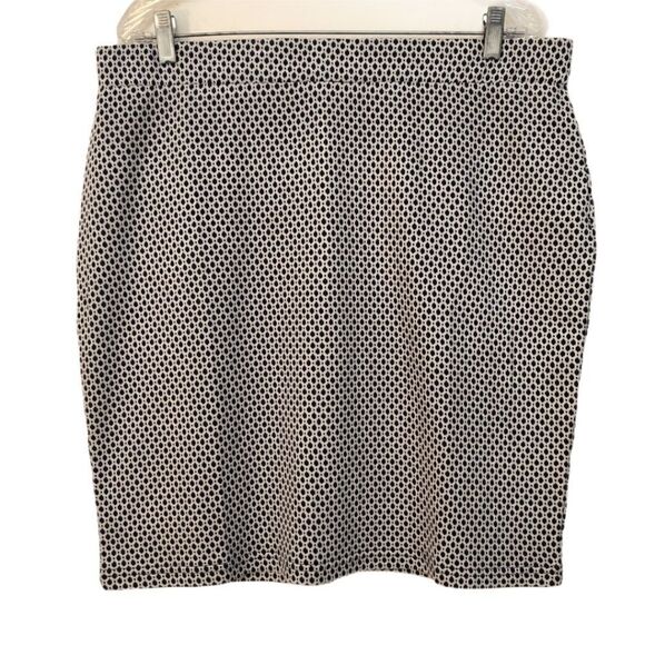 JUNAROSE SKIRT White/Black SZ 1X - Picture 1 of 6